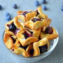 Blueberry Pie Bites