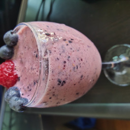 Blueberry raspberry smoothie