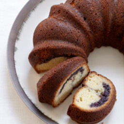 Blueberry-Sour Cream Coffee Cake