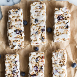Blueberry Vanilla Greek Yogurt Granola Bars.