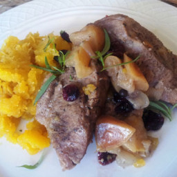 Boneless Pork Ribs with Apples and Mashed Acorn Squash