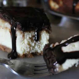 Boston Cream Cheesecake with Nilla Wafer Crust!