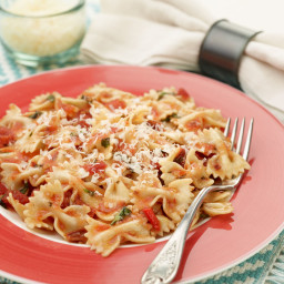 Bowtie Pasta with Tomato and Roasted Red Pepper Sauce