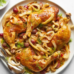 Braised Chicken Legs With Grapes and Fennel