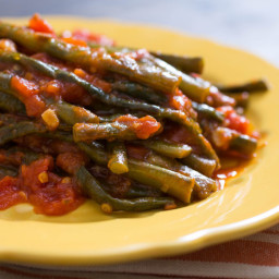 Braised Long Beans With Tomatoes, Garlic, and Mint