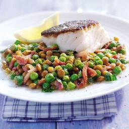 Braised peas with bacon, lentils and cod