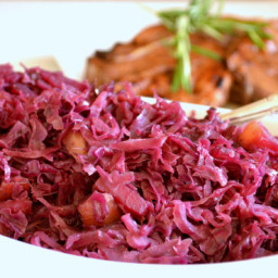 Braised Red Cabbage with Red Onion and Apples