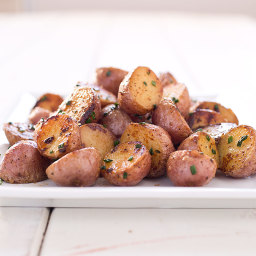 Braised Red Potatoes with Lemon and Chives