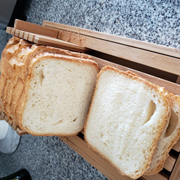 bread-with-leftover-rice-4db008d6b332ca9370cf8ec8.jpg