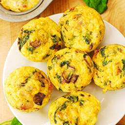 Breakfast Egg Muffins with Mushrooms and Spinach