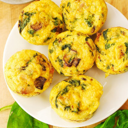 breakfast-egg-muffins-with-mushrooms-and-spinach-2017969.jpg