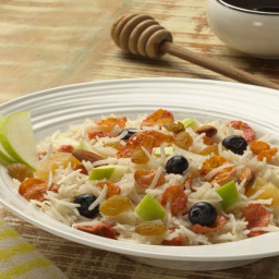 BREAKFAST RICE CEREAL WITH FRUITS AND RAISINS