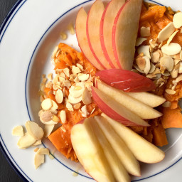 Breakfast Sweet Potato with Apple and Almonds