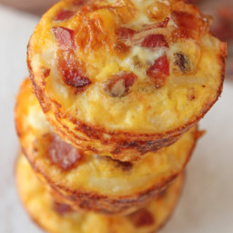 Breakfast Muffins with Hash Brown Crust