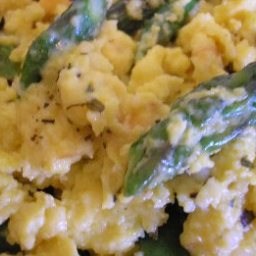 brie-and-asparagus-scramble-4.jpg