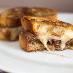 Brie and Nutella Grilled Cheese Recipe