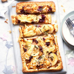 Brie, apple and onion tart