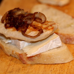 brie-chicken-and-caramelized-onion--5.jpg