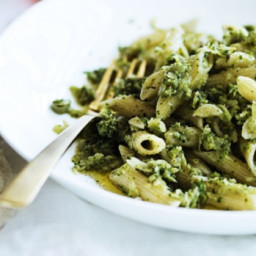 Broccoli and anchovy penne