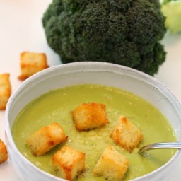 Broccoli and Cheddar Soup with Croutons