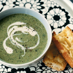 Broccoli and gruyere soup with garlic cheese toasts