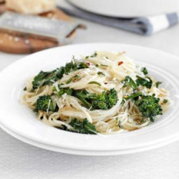 Broccoli and sage pasta