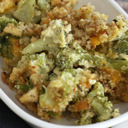 Broccoli Casserole With Stuffing Crumb Topping