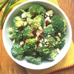 broccoli-crunch-salad-2116655.jpg