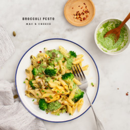 Broccoli Pesto Mac and Cheese