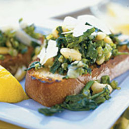 broccoli-raab-and-cannellini-beans-over-garlic-bread-1302866.jpg