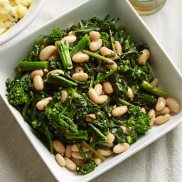 Broccoli Rabe with Cannellini Beans