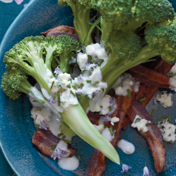 Broccoli with Bacon, Blue Cheese and Ranch Dressing