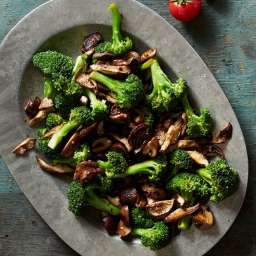 Broccoli with Balsamic Mushrooms
