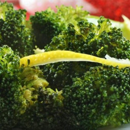 Broccoli with Lemon Butter Sauce