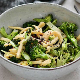 Broccoli with Sesame Egg Ribbons