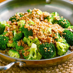 Broccoli with Toasted Garlic Crumbs