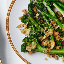 Broccolini-Cheddar Gratin with Rye Breadcrumbs