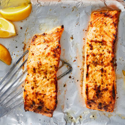 Broiled Salmon With Mustard and Lemon