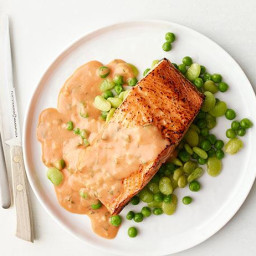 Broiled Salmon With Tomato Cream Sauce