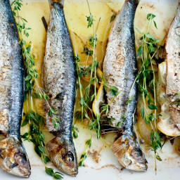 Broiled Sardines With Lemon and Thyme
