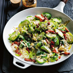 Brussels sprouts with mustard cream and speck