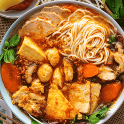 Bun Bo Hue Chay (Vegetarian Spicy Noodle Soup)
