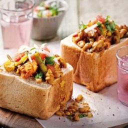 Bunny chow with sugar bean and vegetable curry