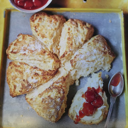 Buttermilk scones with strawberry compote