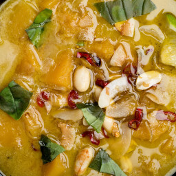 Butternut Squash and Green Curry Soup