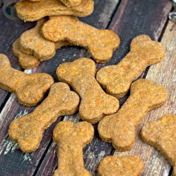 Byron's Favorite Buttery Cheese Dog Biscuits