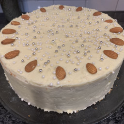 Cake, Almond Layer w/White Chocolate Frosting +++++