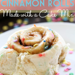 Cake Batter Cinnamon Rolls {Made from a Cake Mix!}