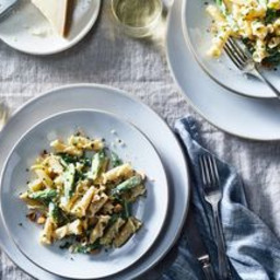 Campanelle with Asparagus, Hazelnuts and amp; Marscapone