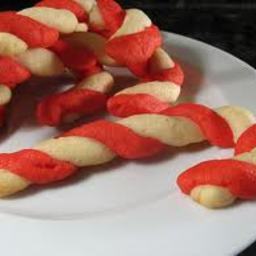 candy-cane-cookies.jpg
